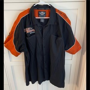 Harley Davidson Embroidered Button-up